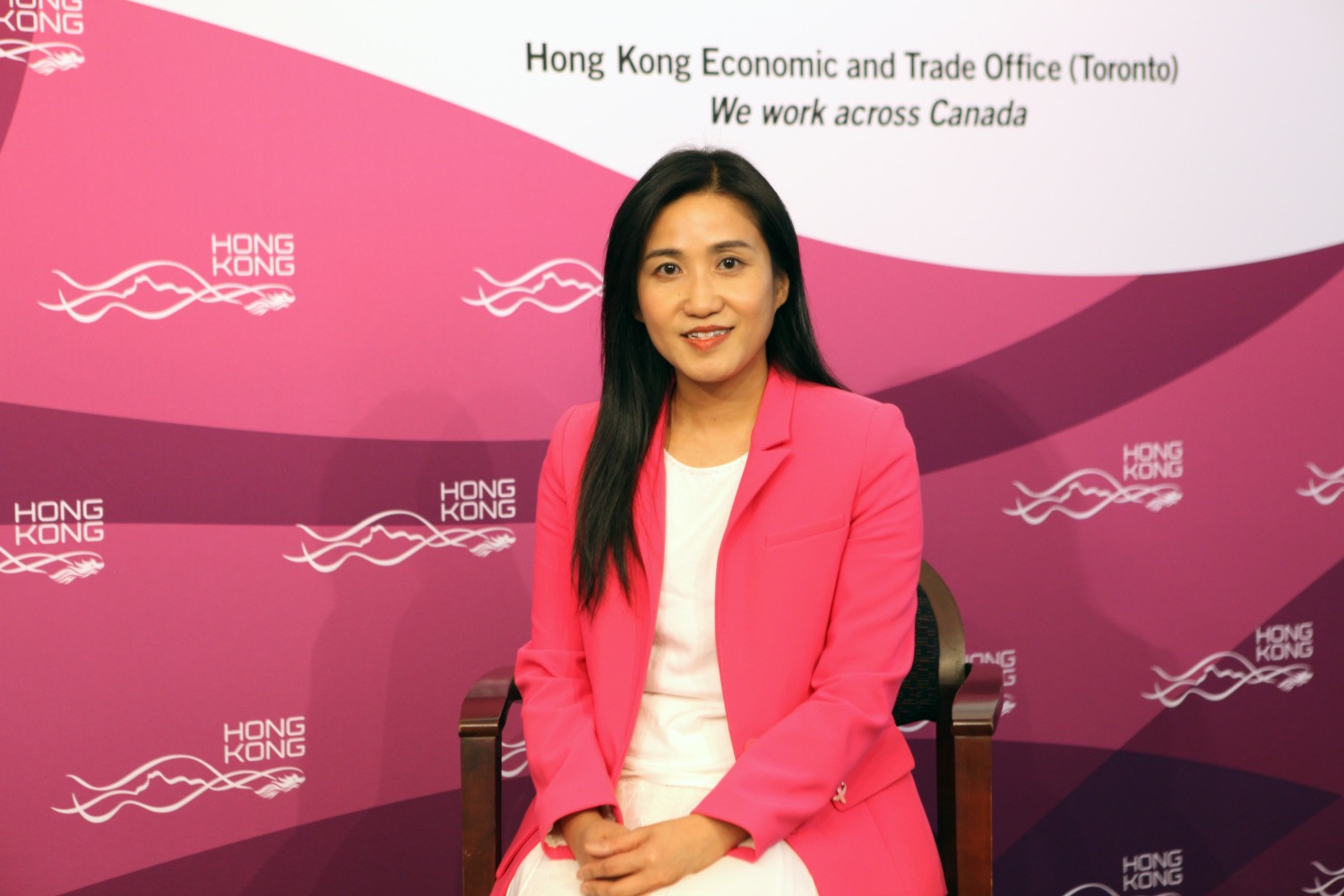 Director of the Hong Kong Economic and Trade Office (Toronto) (HKETO), Ms Emily Mo, spoke at the launching ceremony of the Women's International Network (WIN) hosted by the Hong Kong-Canada Business Association (HKCBA) (Toronto Section) on June 8. 
