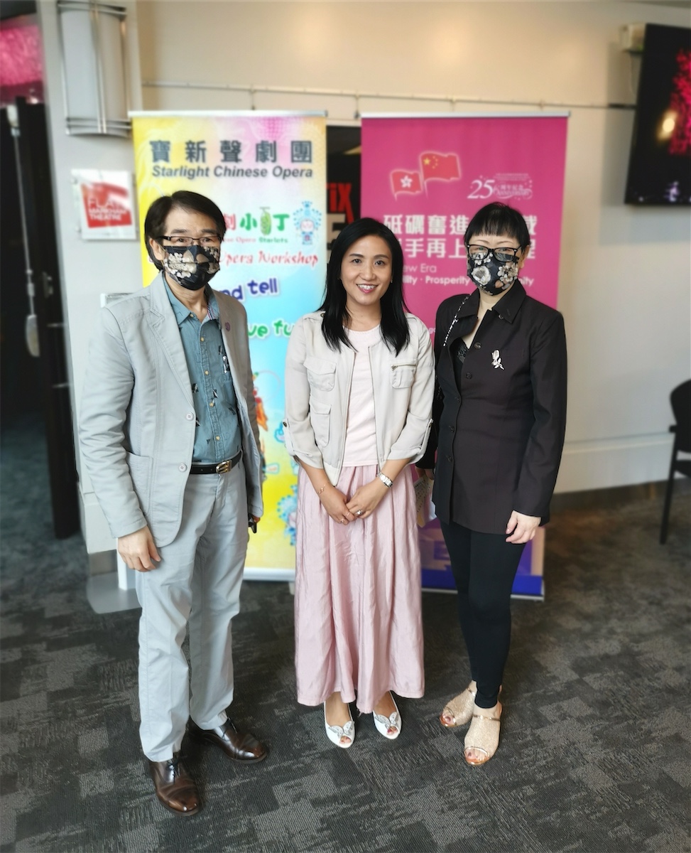 The Director of the Hong Kong Economic and Trade Office (Toronto), Ms Emily Mo (centre), is pictured with the President of Starlight Chinese Opera Performing Arts Centre, Ms Marianne Lui (right), and a guest before the start of the Cantonese opera performance at Flato Markham Theatre in Markham on July 24.