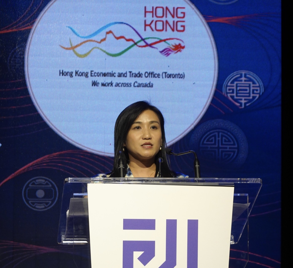 Director of the Hong Kong Economic and Trade Office (Toronto), Ms Emily Mo, speaks at the Association of Chinese Canadian Entrepreneurs (ACCE) Awards Gala 2023 on April 15.