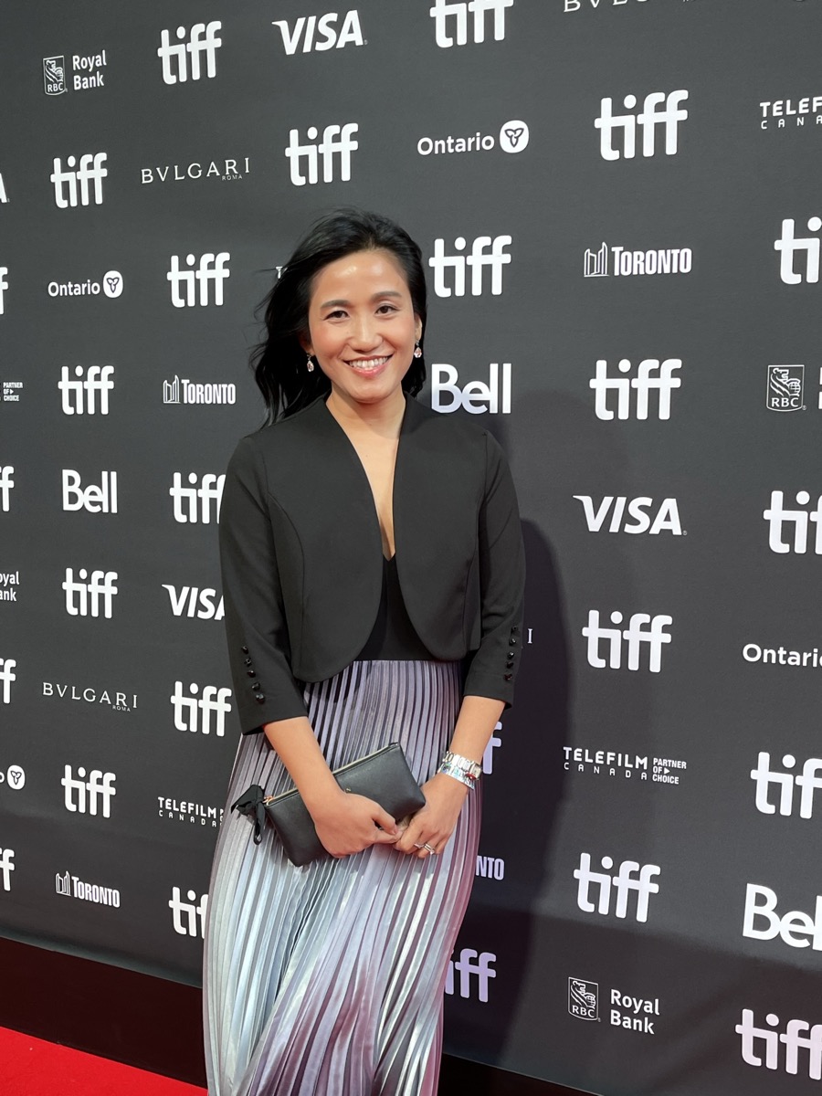 The Director of the Hong Kong Economic and Trade Office (Toronto) (HKETO), Ms Emily Mo, attended the reception and pre-screening of “The Movie Emperor” at Toronto International Film Festival on September 15.