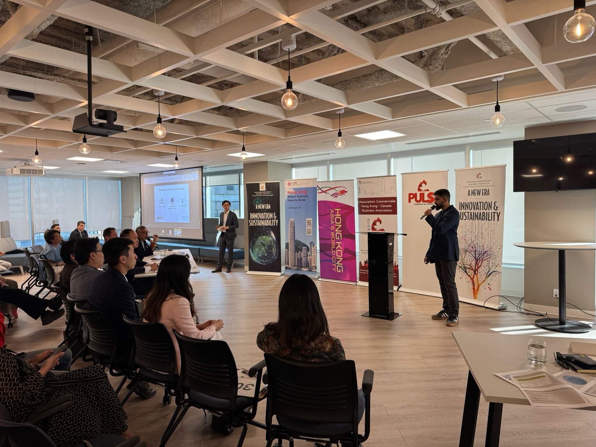 The Pitch Competition featured 30 startups from Toronto in sectors including HealthTech, FinTech, and GreenTech. 
