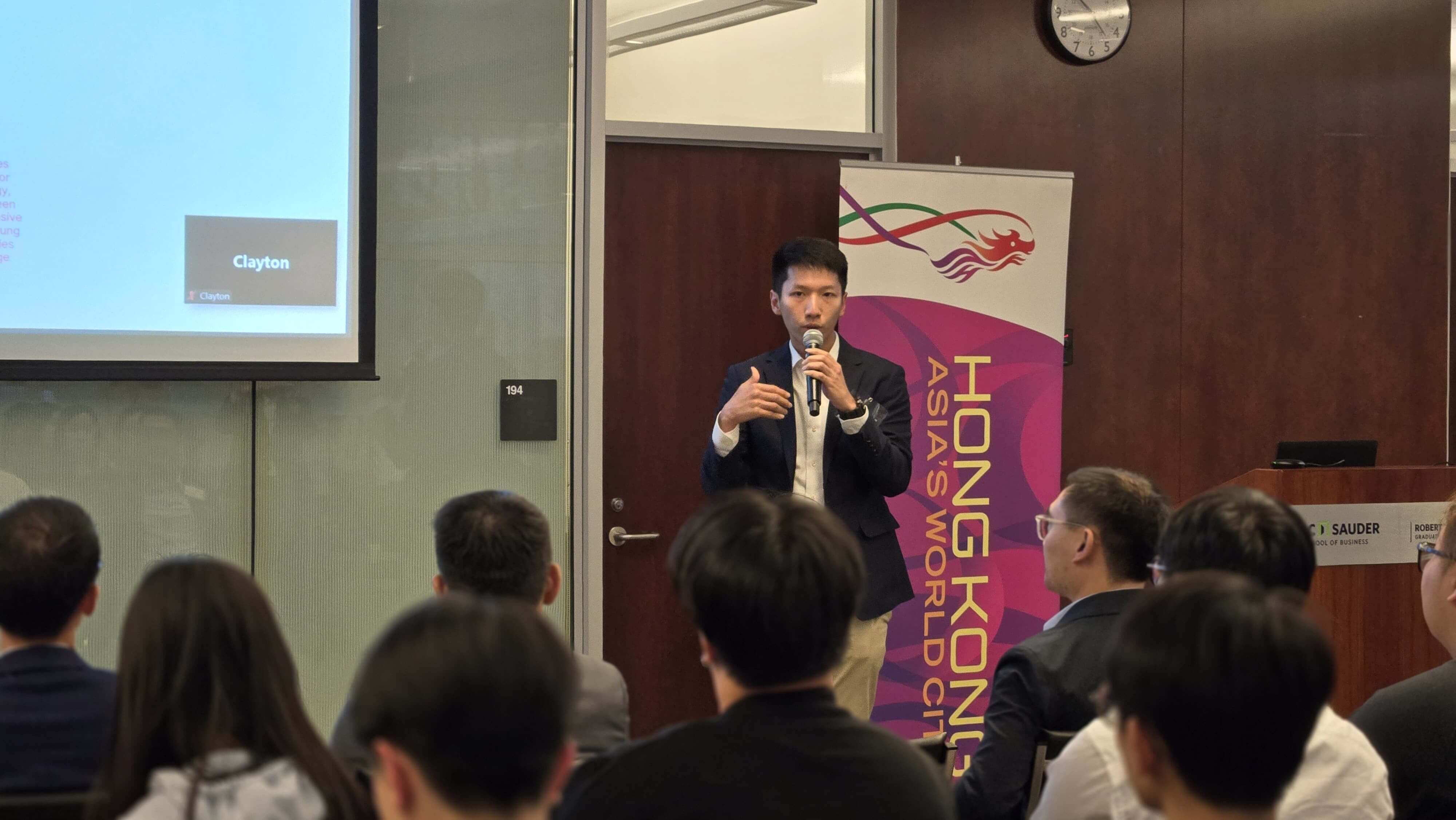 The Acting Director of the Hong Kong Economic and Trade Office (Toronto) (HKETO), Mr Gavin Yeung, speaks at the student information session at the University of British Columbia organised by the Hong Kong-Canada Business Association (Vancouver Section) in collaboration with the HKETO and Invest Hong Kong Canada on October 7.