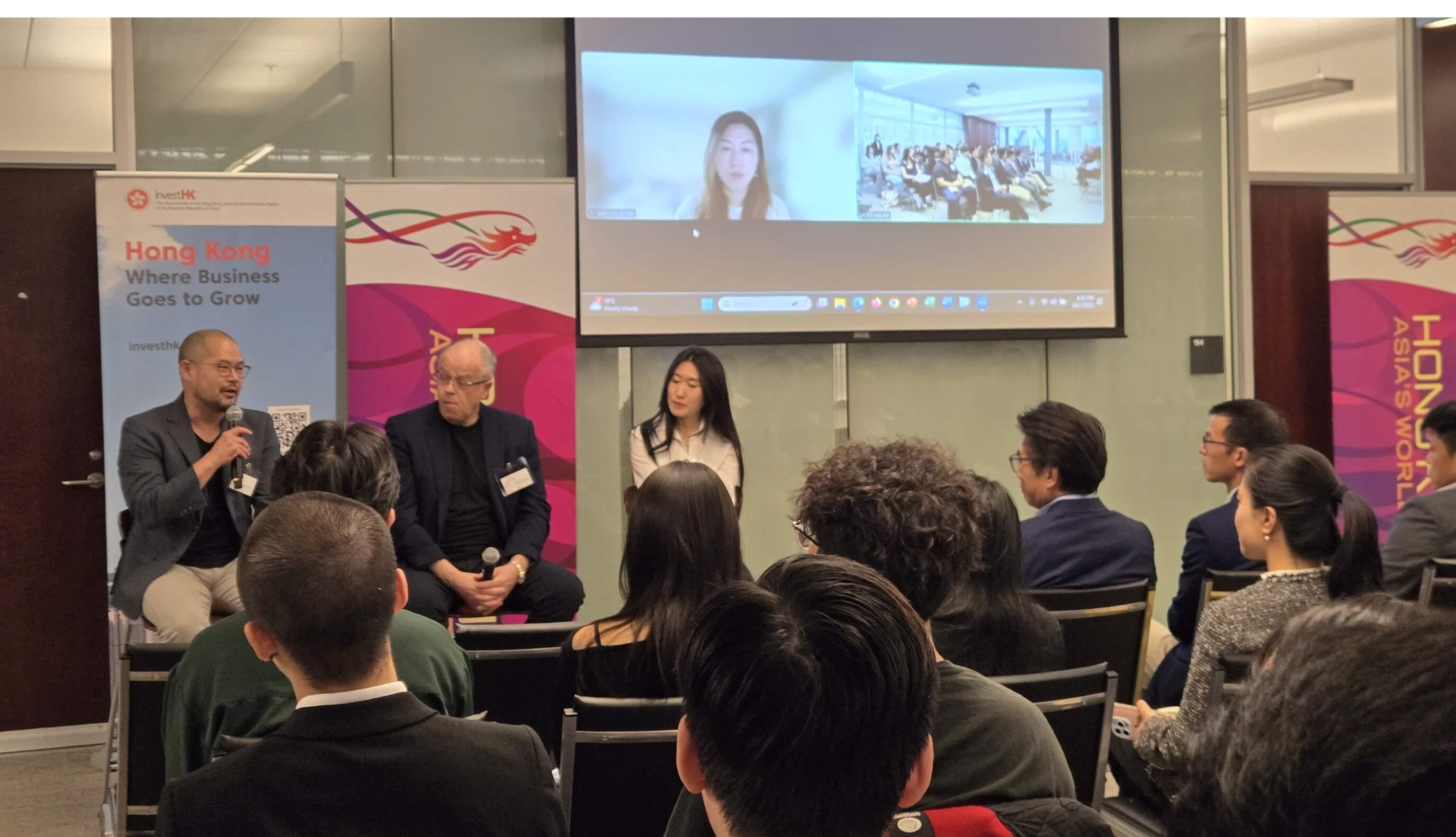 Students from the Sauder School of Business of the University of British Columbia were briefed on Hong Kong’s excellent work environment and job opportunities for overseas university graduates at the student information session on October 7.