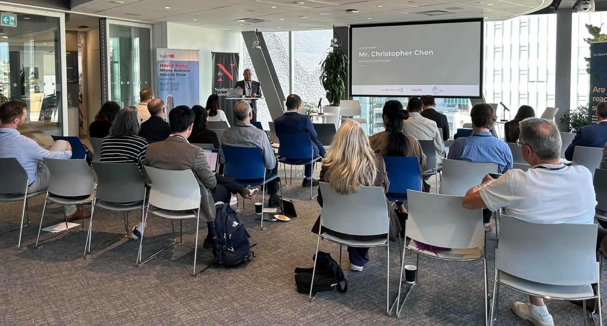 Picture shows the Head of Investment Promotion at Invest Hong Kong (Canada), Mr Christopher Chen, speaking at a seminar organized by the ClimateDoor of Northeastern University to promote Hong Kong as an international hub for high-calibre talent.
